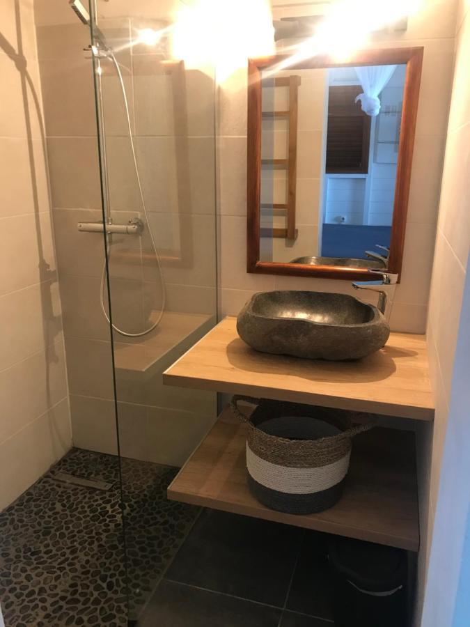 דסהייס Villa Pelican Lodge מראה חיצוני תמונה