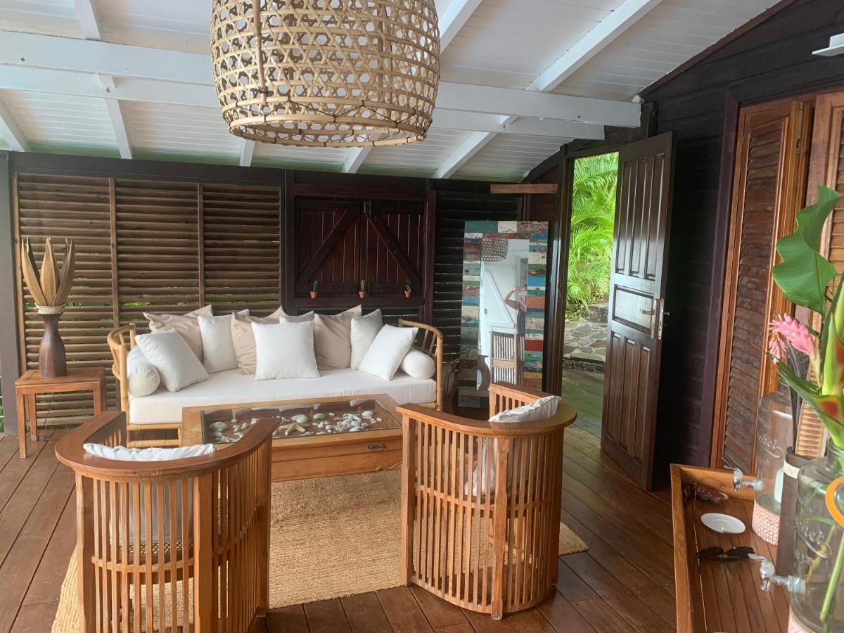 דסהייס Villa Pelican Lodge מראה חיצוני תמונה
