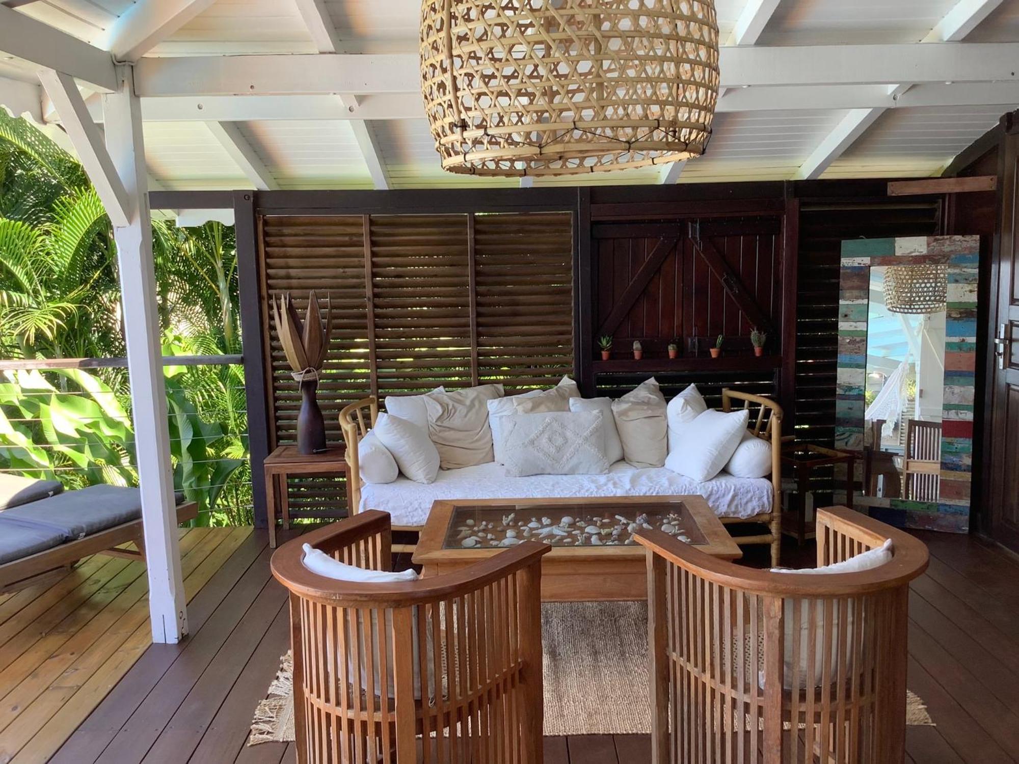 דסהייס Villa Pelican Lodge מראה חיצוני תמונה
